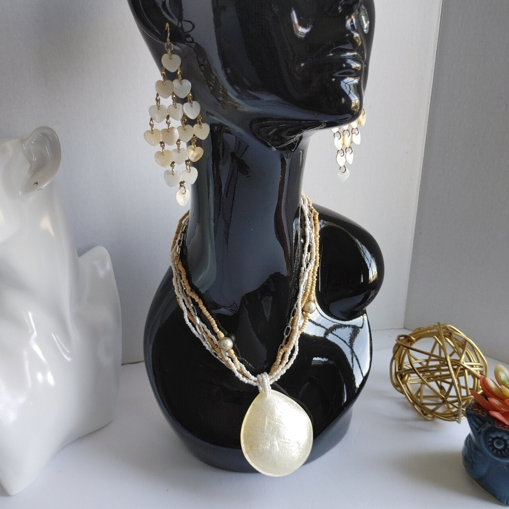 Boho Multi Strand Shell Pendant Necklace Set